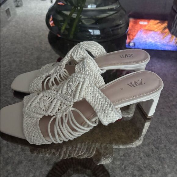 Zara Geometric Macramé Heel Sandals - Picture 4 of 8